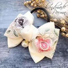 大人可愛いふっくら超立体♥️インド刺繍リボンヘアゴム♥️フラワーアイボリー