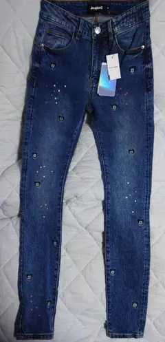 タグ付　デシグアル　Desigual ミッキーマウスプッシュアップスリムジーンズ