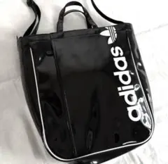 未使用！adidas アディダス　エナメルトートバッグ　ショルダートートバッグ