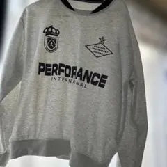 PERFORMANCE INTERNATIONAL スウェット