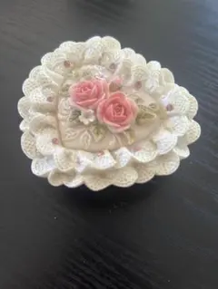 未使用 ハート型小物入れ 花装飾付き