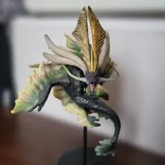 モンスター生態図鑑 アマツマガツチ フィギュア