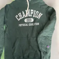 Champion ダークグリーン パーカー Lサイズ