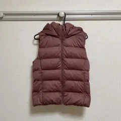 ユニクロUNIQLOダウンベストSサイズ211-173395(64-01)