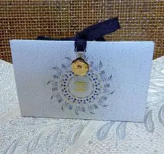 シャネル　ホリデー　カメリア　ボックス　カード　2025