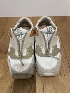 UGG ジッパースニーカー ホワイト/ベージュ