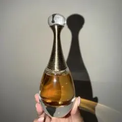 Dior J'adore アブソリュ オードゥ パルファン 50mlのサムネイル
