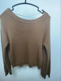 GU ブラウン オフショルダー ニット