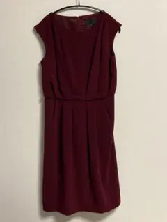 【超美品】UNTITLED  アンタイトル　ウエストタックワンピース　ボルドー
