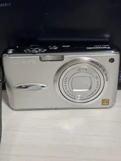 Panasonic LUMIX DMC-FX01 箱付属品付　　動作確認済み