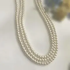 クリーム色 3連パールネックレス