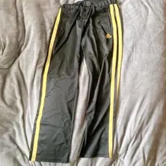 adidas メンズ　黒　ゴールド　ズボン　ジャージ　クライマライト