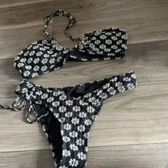 【新品】黒と白の花柄セパレートビキニ S