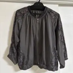美品！✨カーキレース ジップアップブルゾン