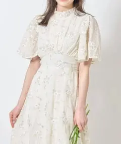 新品未開封＊トッコクローゼット　フラワー刺繍ドットシャーリングワンピース　春夏