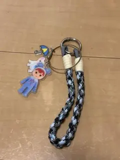 スマホストラップ 青白 ストイプ柄