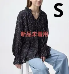 新品 ジーユー フリルブラウス 黒 水玉 S