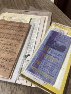 まとめ売り】コラージュ 素材紙 英字 英語 小説 詩句 辞書 豆本 32冊