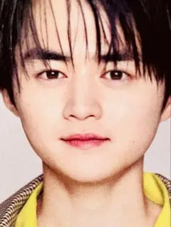【8063】 鈴鹿央士さん　美的　2026年11月号　切り抜き