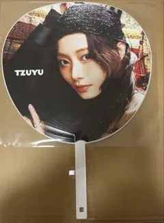 2025年最新】twiceうちわの人気アイテム - メルカリ