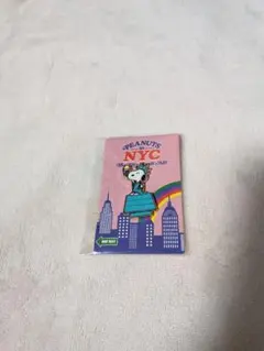 PEANUTS in NYC スヌーピー ピンバッジ