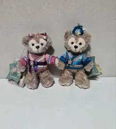 タグ付き ダッフィー& シェリーメイ ぬいぐるみバッジ