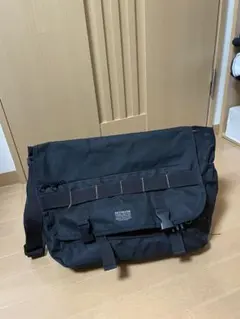 「美品」NEVERMIND メッセンジャーバッグ / 大容量 / ブラック