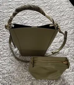 ZARA マキシバケットバッグ　オリーブグリーン　取り外しポーチ付き