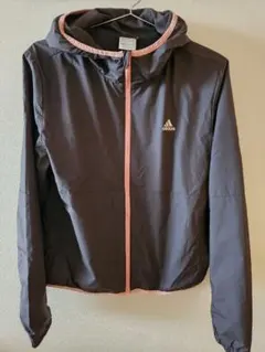 adidas　ウィンドブレーカー