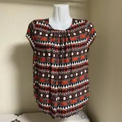 ⭐️美品⭐️ H&M エイチアンドエム プリント トップス EUR32