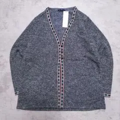 青 カーディガン