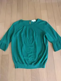 ニット半袖より長め