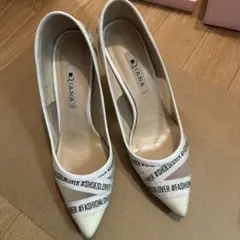 レザー パンプス