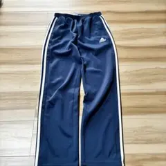 ジュニアadidas ロングパンツ ネイビー ストライプ（160cm）