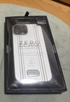 【新品・未使用】ZERO HALLIBURTON iPhone15 ケース