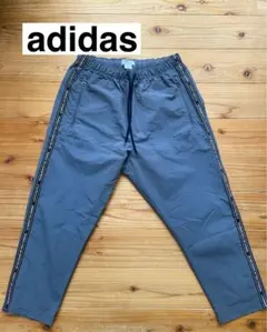 adidas ジョガーパンツ