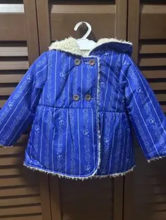 青とクリーム色のフード付きリバーシブルコート　petit jam