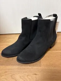 クリスマス❄︎値下げ！未使用 GU スエード調ブラック サイドゴアブーツ スエード