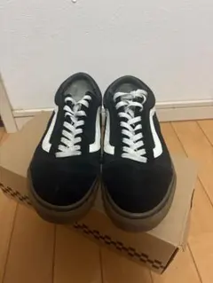 VANS Old Skool ブラック ガムソール　28cmのサムネイル