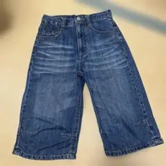 デニムハーフパンツ　１５０センチ