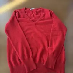 UNIQLO カシミヤVネックニット レッド