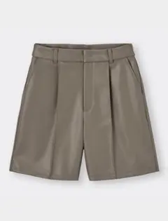 GU ＊ フェイクレザー ショートパンツ S 新品未使用