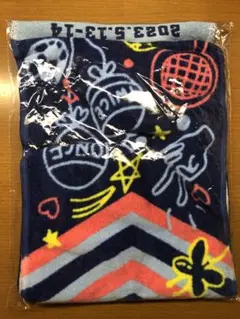 【新品未使用】TWICE ワールドツアー　マフラータオル　大阪