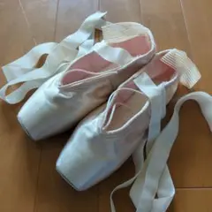 Chacott トゥシューズ　ポワント　23.5　SWAN　バレエ