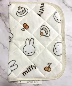 新品未使用　タグ付き　西川　ミッフィー　枕パッド