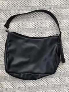 Kastane レザーショルダーバッグ A4