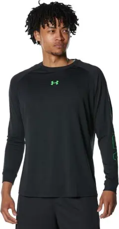 アンダーアーマー　ロンT