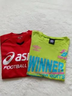 asics 赤 Tシャツ & umbro 緑 Tシャツ セット