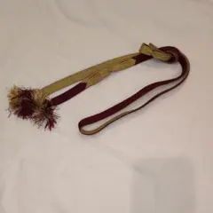 赤と金の房付き帯締め
