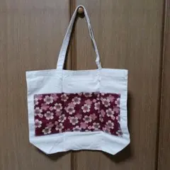 コンパクトになる、桜柄のオリジナル　ハンドメイド　エコバッグ